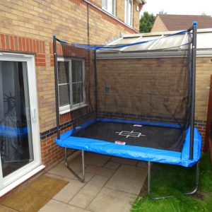 Stony Apartment - Trampoline